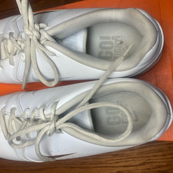 Nike White and red Athletic Shoes - Picture 6 of 9